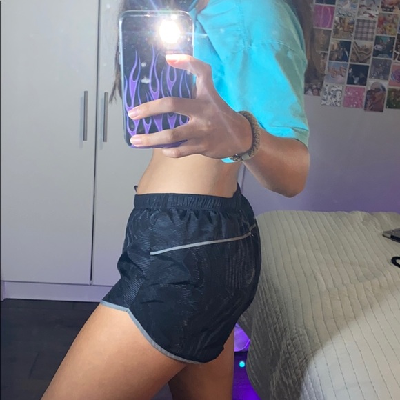 Black new balance shorts with silver detailing - Picture 4 of 5